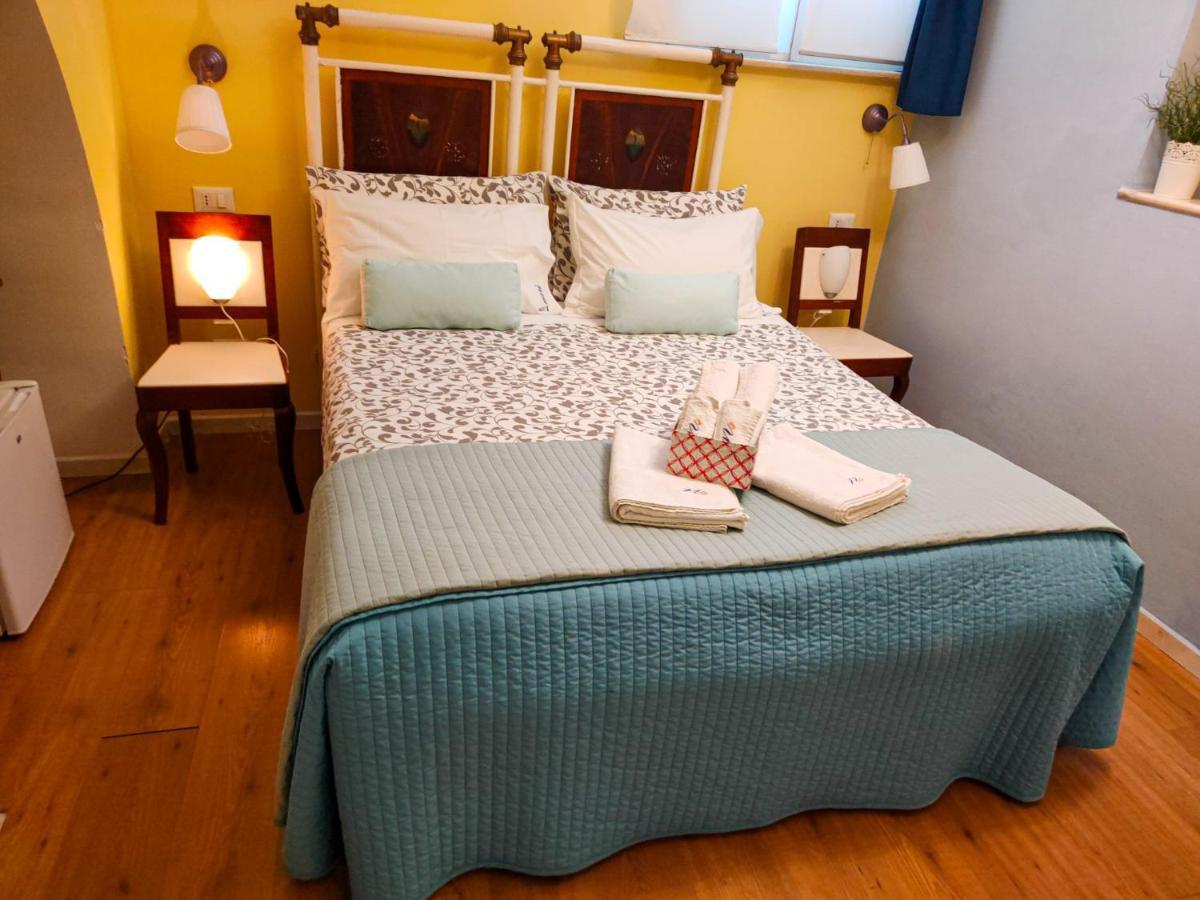 Nari Bed&Breakfast กาเอตา ภายนอก รูปภาพ